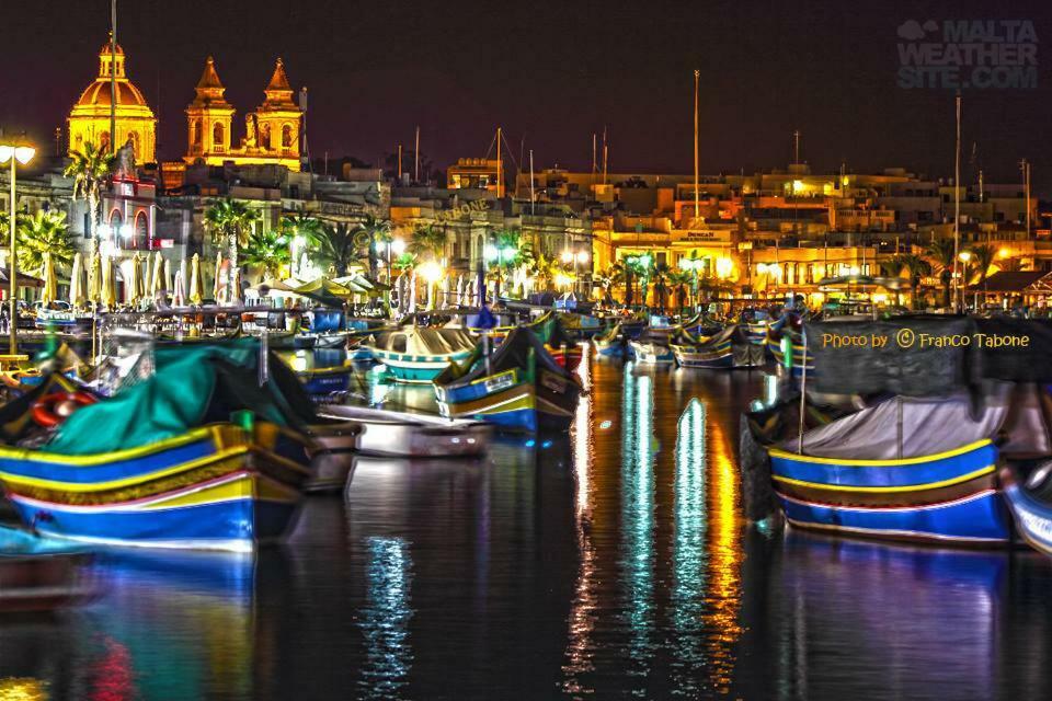 Claire'S Court Marsaxlokk Exterior foto